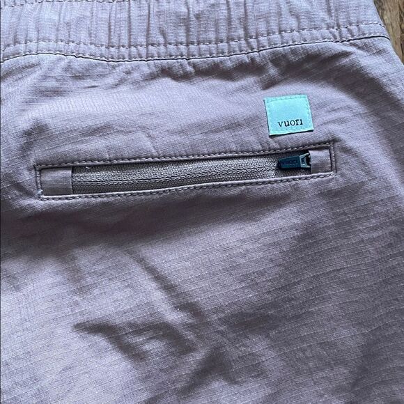 Vuori Ripstop Pink Straight Leg Pants Women’s Sz Medium - Picture 11 of 11